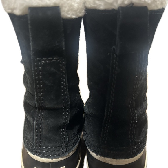 Sorel women’s Waterproof Winter Boots - Picture 4 of 6